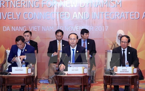 Staatspräsident Tran Dai Quang leitet den inoffiziellen Dialog zwischen APEC-ASEAN
