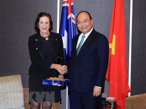 Premierminister Nguyen Xuan Phuc empfängt den Leiter des australischen Bundesstaats New South Wales