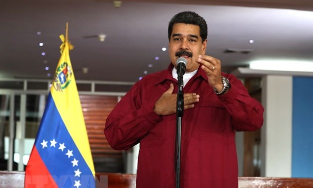 Venezuelas Präsident beglückwünscht Vietnam zum Einheitstag