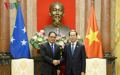 Staatspräsident Tran Dai Quang empfängt Parlamentspräsidenten von Mikronesien