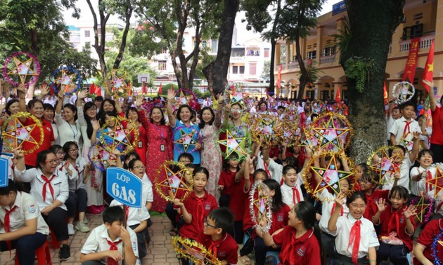 1000 Botschaften der Hanoier Schüler für Truong Sa zur Eröffnungsfeier des neuen Schuljahres