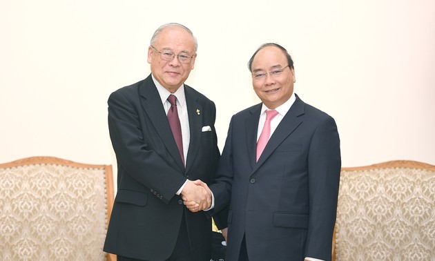 Premierminister Nguyen Xuan Phuc empfängt Berater der Japan-Vietnam-Abgeordnetengruppe
