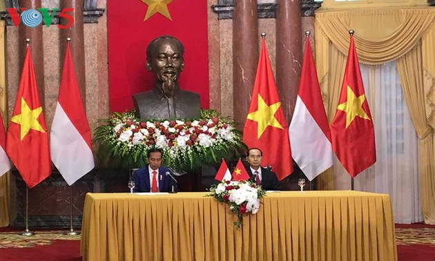 Vietnam und Indonesien geben gemeinsame Erklärung über die Verstärkung der strategischen Partnerschaft ab