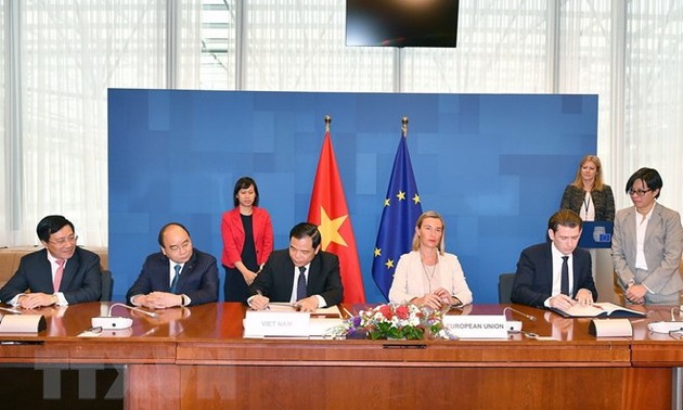 Vietnam und EU unterzeichnen VPA/FLEGT-Abkommen