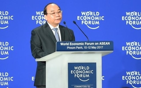 Premierminister Nguyen Xuan Phuc nimm am WEF Davos 2019 teil