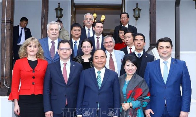 Öffnung der neuen Kooperationsräume zwischen Vietnam mit Rumänien und Tschechien in vielen Bereichen