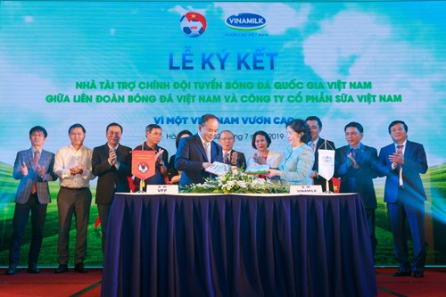 Vinamilk wird Sponsor der vietnamesischen Fußballnationalmannschaft