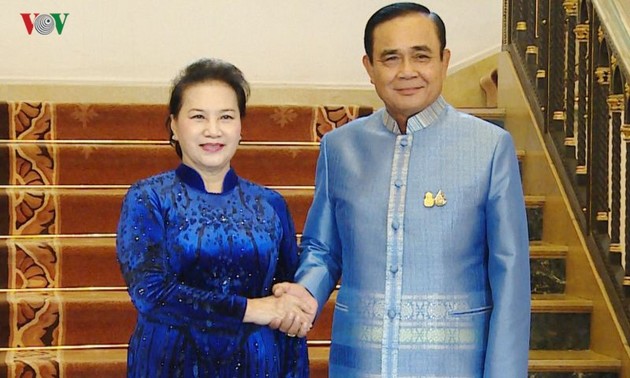 Parlamentspräsidentin Nguyen Thi Kim Ngan trifft Premierminister Thailands Prayuth Chan-ocha