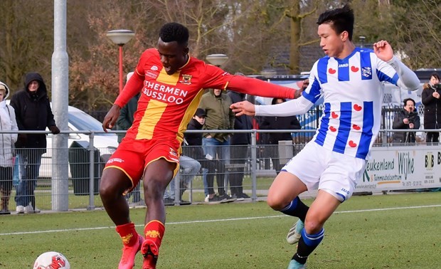 Van Hau trägt bedeutend zum Sieg des jungen Teams von SC Heerenveen bei