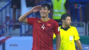 Mittelfeldspieler Bui Tien Dung setzt sich für die Covid-19-Bekämpfung ein