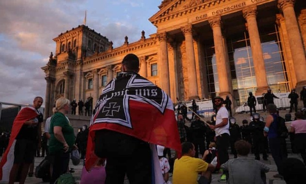 Deutsche Bundesregierung verurteilt extremistische Handlungen von Demonstranten