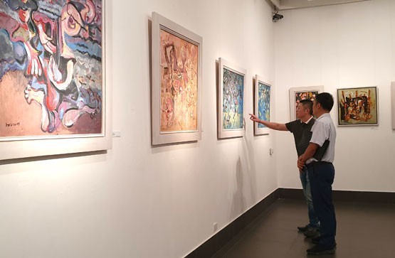 Eröffnung der Ausstellung “Gemälde des Mädchens Kieu”