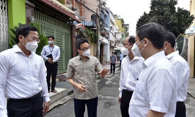 Vize-Premierminister Vu Duc Dam: Abstandhaltung hat die größte Priorität in Ho-Chi-Minh-Stadt