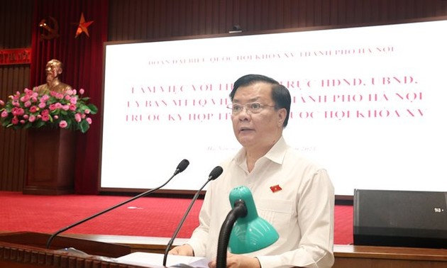 Sekretär der Hanoier Parteileitung: Führung der Normalität im Kontext der Covid-19-Pandemie unter Kontrolle