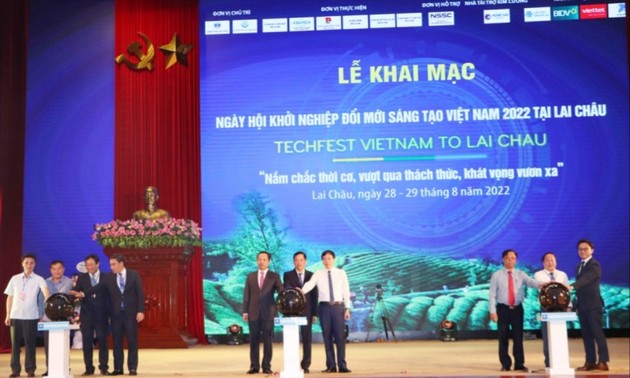Eröffnung des Festtags für Innovation und Kreativität in der Provinz Lai Chau