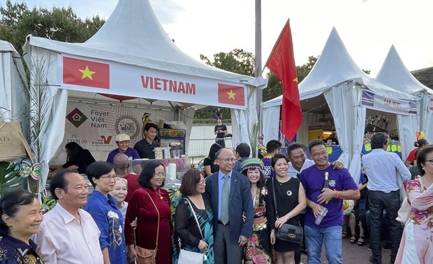 Vietnam nimmt am internationalen kulinarischen Dorf in Frankreich teil
