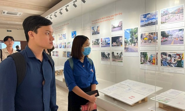 Ausstellung über den Kampf gegen Corona in Ho-Chi-Minh-Stadt