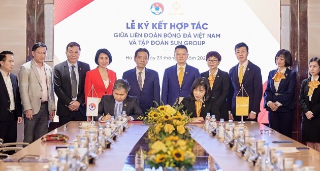 Sun Group fördert die Entwicklung des vietnamesischen Fußballs