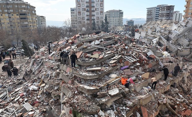 Vietnamesen in Polen unterstützen Erdbebenopfer in der Türkei und in Syrien
