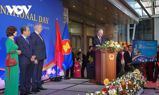 Vietnams Nationalfeiertag im Ausland feiern