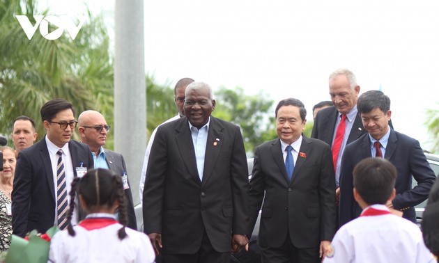 Kubas Parlamentspräsident besucht die Provinz Quang Tri