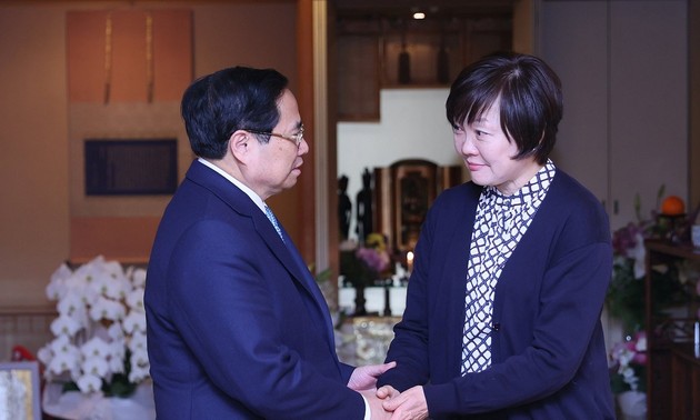 Premierminister Pham Minh Chinh besucht die Familie des verstorbenen japanischen Premierministers, Shinzo Abe