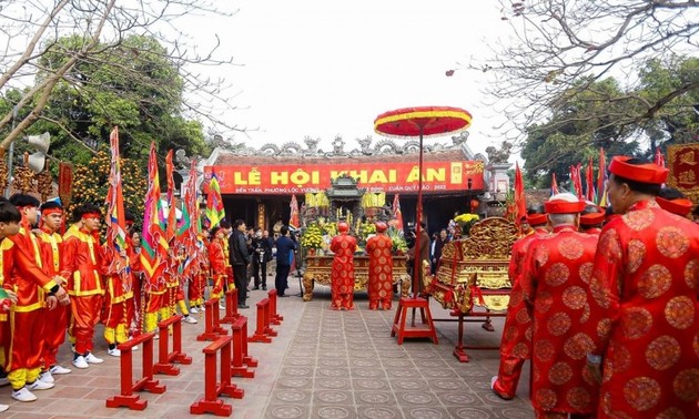 Viele neue Aktivitäten beim Fest im Tempel der Tran-Könige in Nam Dinh