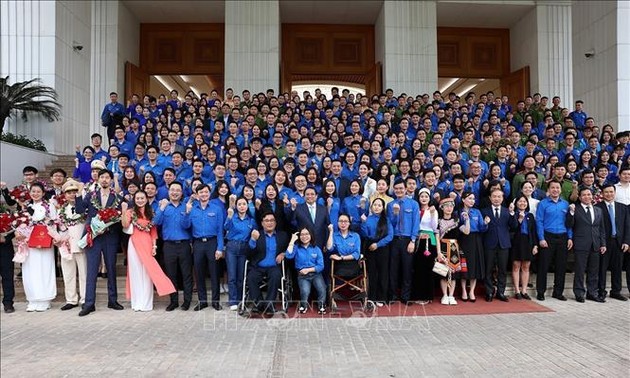Premierminister Pham Minh Chinh: Jugendliche müssen die digitale Transformation beherrschen