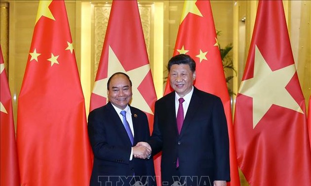 응우엔 쑤언푹 총리, 중국 방문 일정 마루리