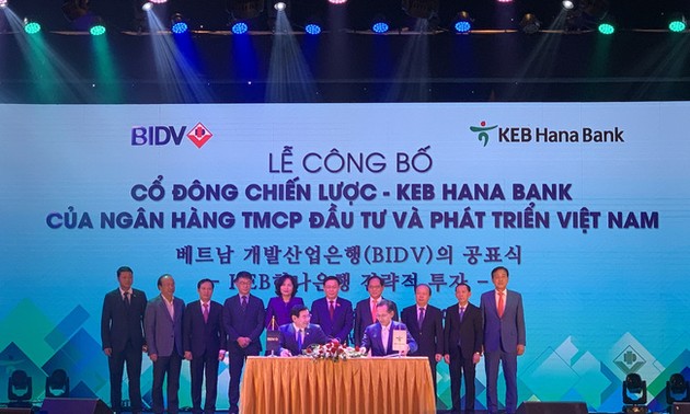 BIDV, 한국 하나 KEB 은행과 전략적 투자 협약식