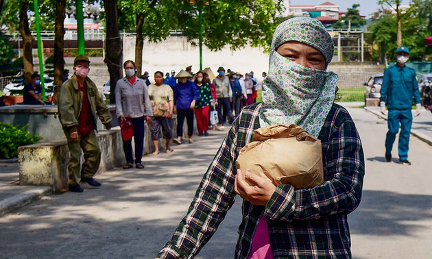 하노이, 가난한 노동자를 위한 식량 및 식품 공급
