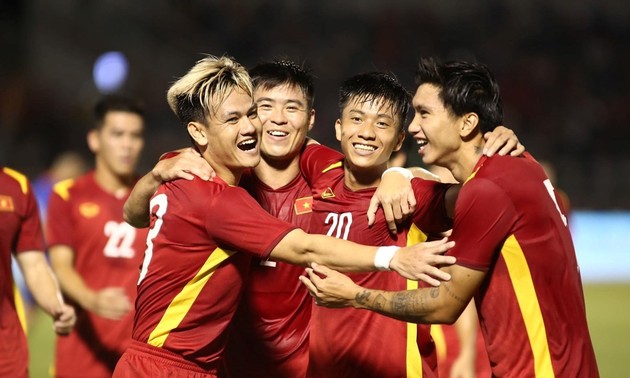 베트남 대표팀, 인도 꺾고 국제 친선축구 대회 우승