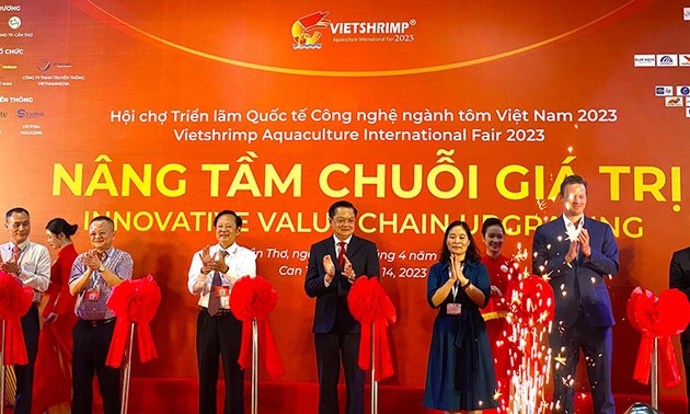 껀터시, 제 4회 베트남 새우 산업 기술 국제 박람회 개막