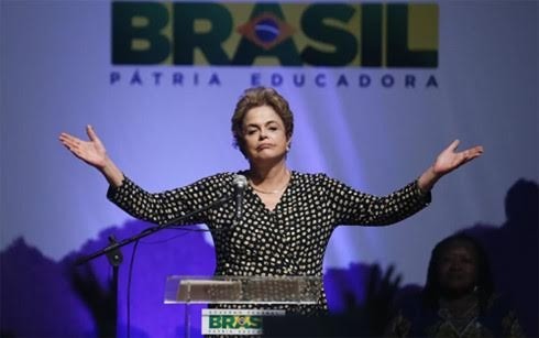 ប្រជាពលរដ្ឋប្រេស៊ីលធ្វើបាតុកម្មប្រឆាំងជំទាស់ជជែកដេញដោលលោកស្រី Dilma Roussef 