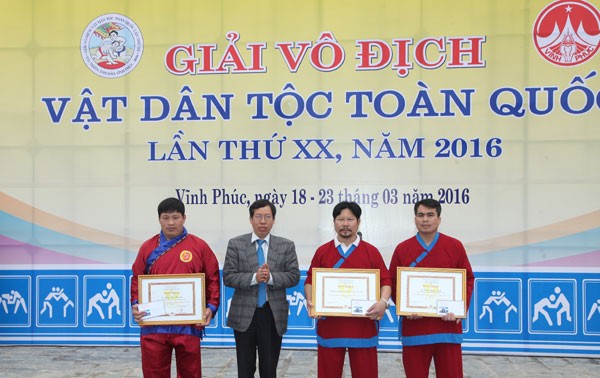 第20次越南全国民族摔跤比赛开幕