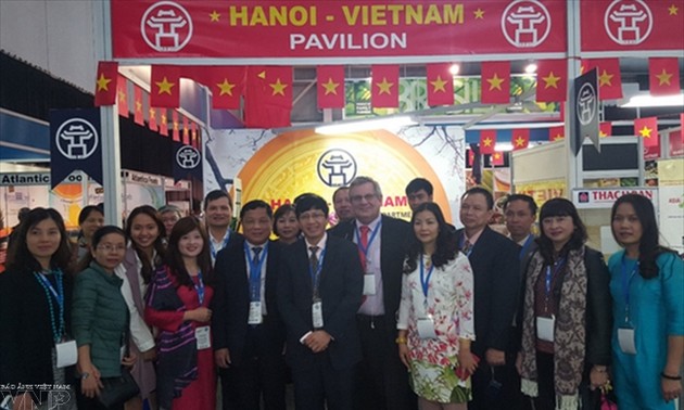 越南参加2016年南非国际贸易博览会