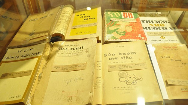 胡志明市举行1945年前出版的印刷品展