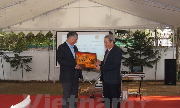 越南和不丹建交5周年纪念会在印度举行