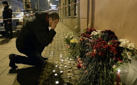 圣彼得堡地铁爆炸案发生后国际社会向俄罗斯表示团结