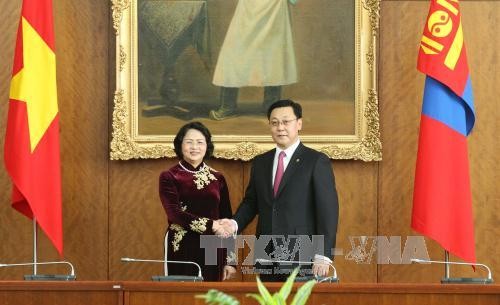 越南和蒙古国加强所有领域合作