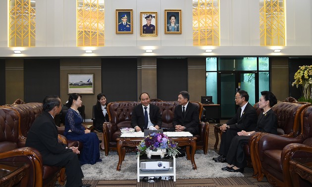 越南政府总理阮春福抵达曼谷开始对泰国进行正式访问