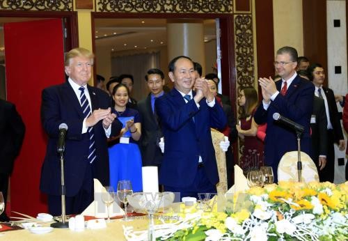 越南国家主席陈大光主持国宴招待美国总统特朗普