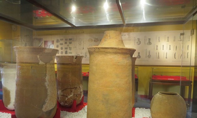 造访会安古市的沙黄文化博物馆