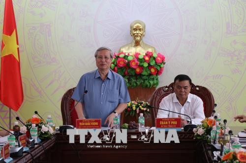 越共中央书记处常务书记陈国旺视察多乐省