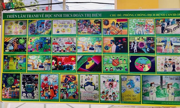 芹苴市儿童及其关于新冠肺炎疫情的绘画作品