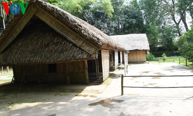 胡伯伯童年时居住的简陋草屋