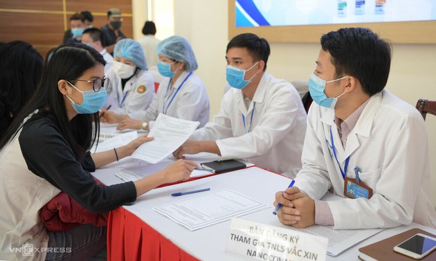 越南首次进行新冠疫苗人体试验接种