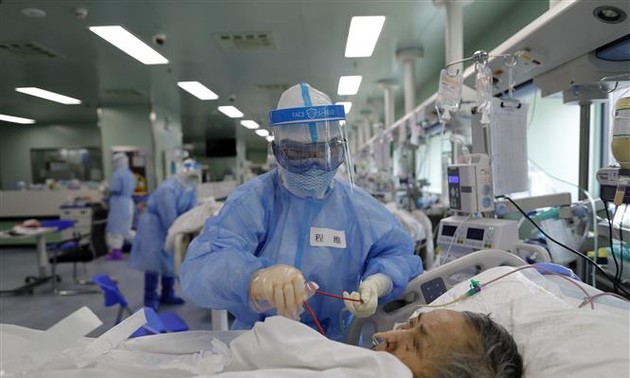 世卫组织专家到中国进行新冠病毒溯源