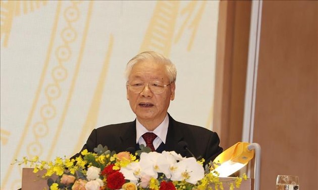 越共中央总书记、国家主席阮富仲与老挝总书记通伦·西苏里通电话