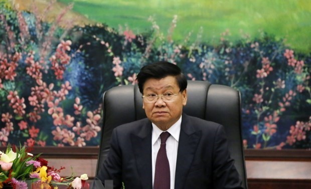 老挝人民革命党中央总书记、国家主席通伦•西苏里开始对越南进行正式友好访问